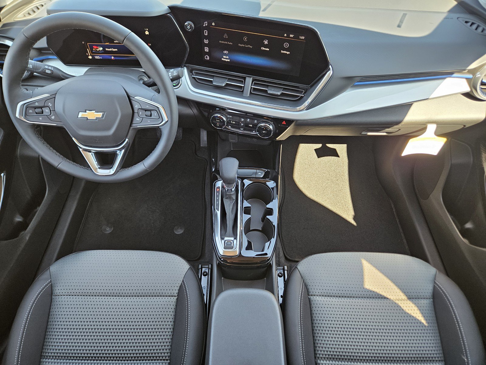New 2026 Chevrolet Trax LT w/ Driver Confidence Package FWD image 18