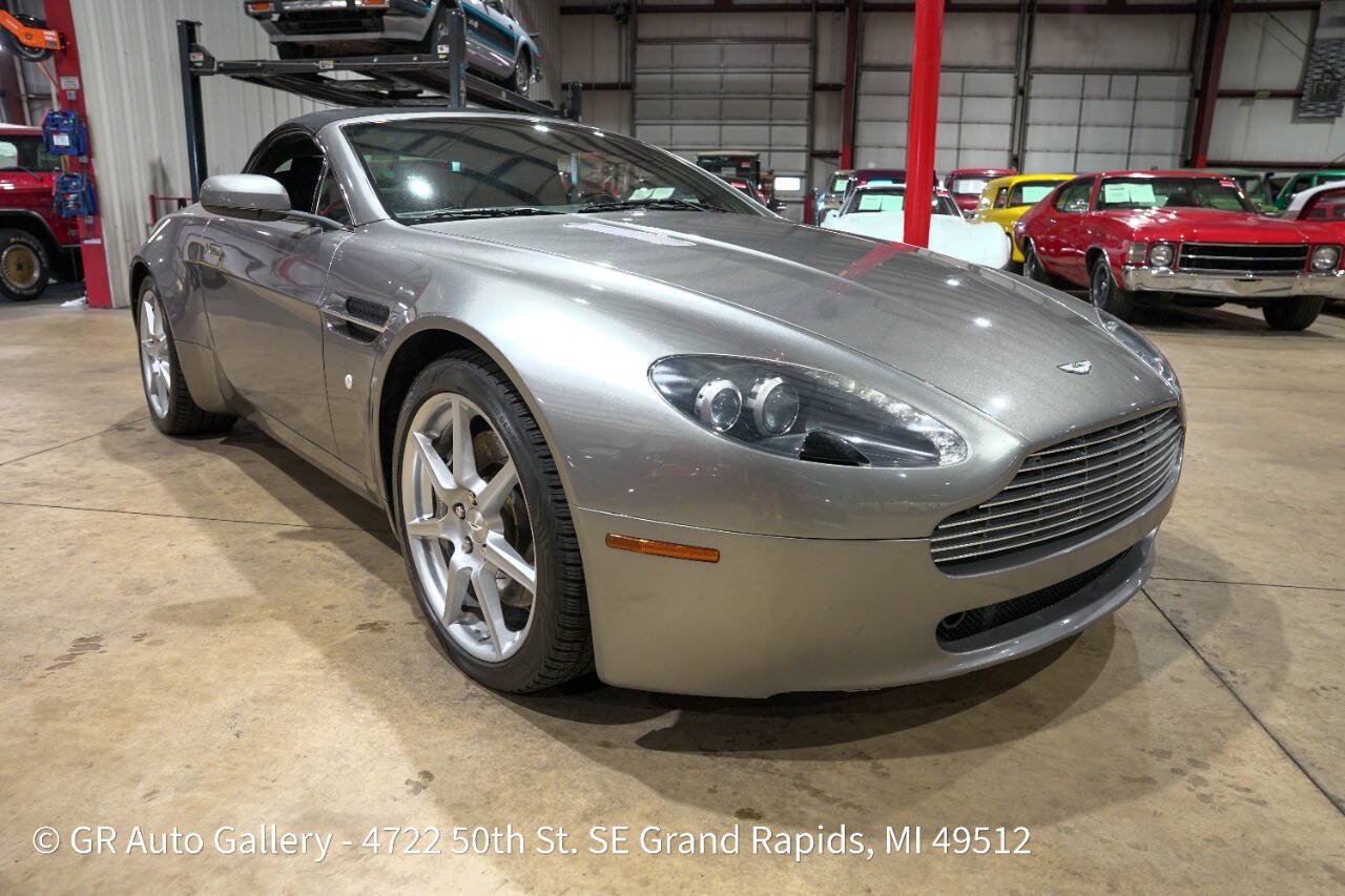 Used 2007 Aston Martin V8 Vantage Roadster RWD image 26