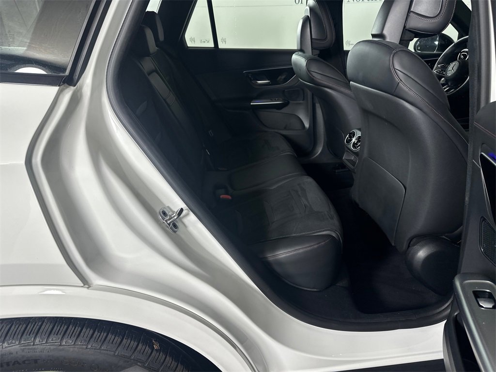Certified 2024 Mercedes-Benz GLC 43 AMG 4MATIC image 17