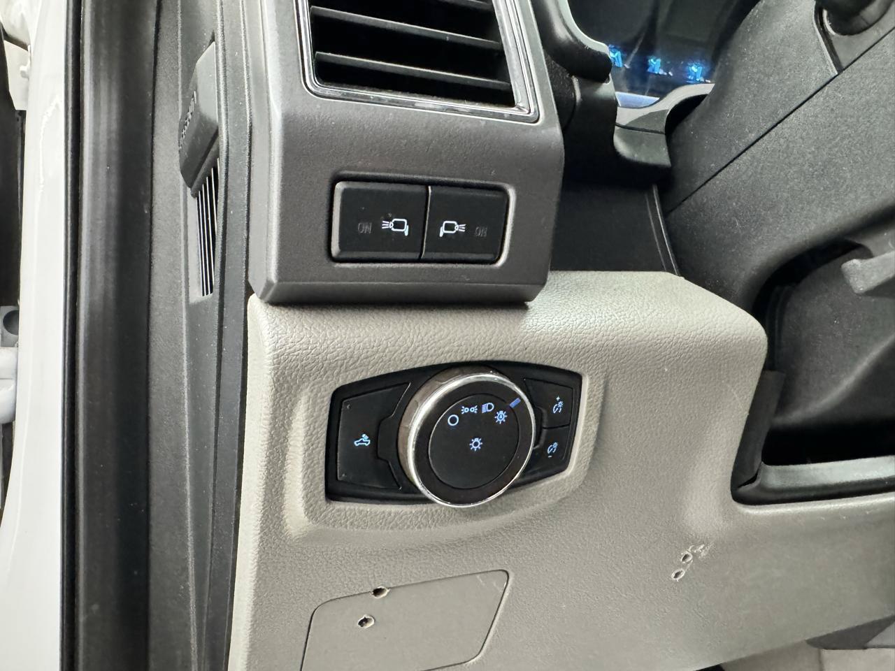 Used 2019 Ford F250 XLT AWD/4WD image 11