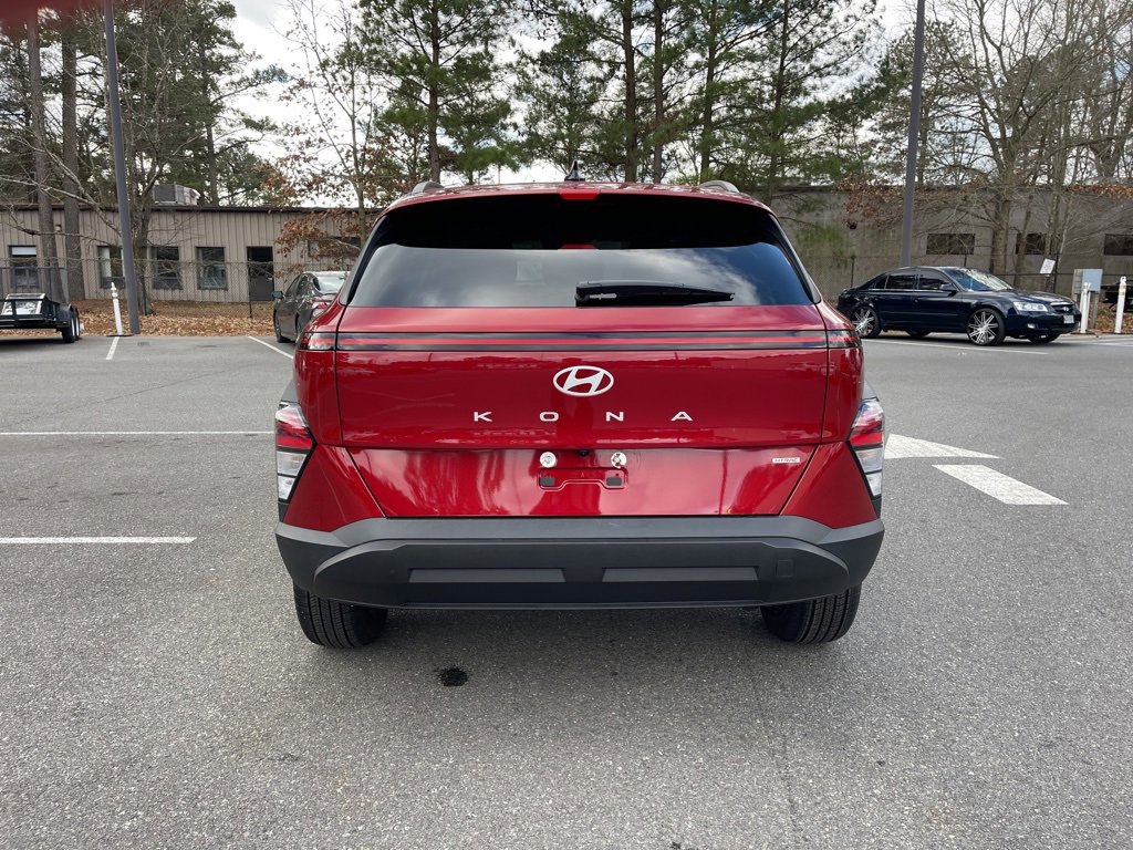 Certified 2025 Hyundai Kona SEL image 6