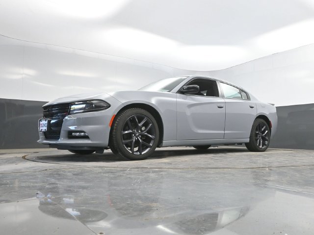 Used 2022 Dodge Charger SXT w/ Driver Convenience Group RWD image 45