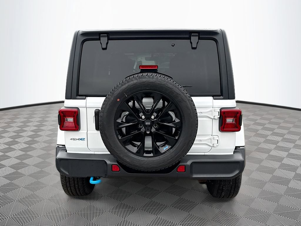 Used 2023 Jeep Wrangler Unlimited Sahara w/ Cold Weather Group image 7