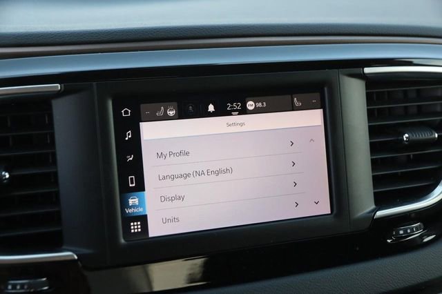 Used 2023 Chrysler Voyager LX image 19