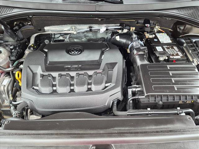 Used 2023 Volkswagen Tiguan SEL R-Line AWD/4WD image 24