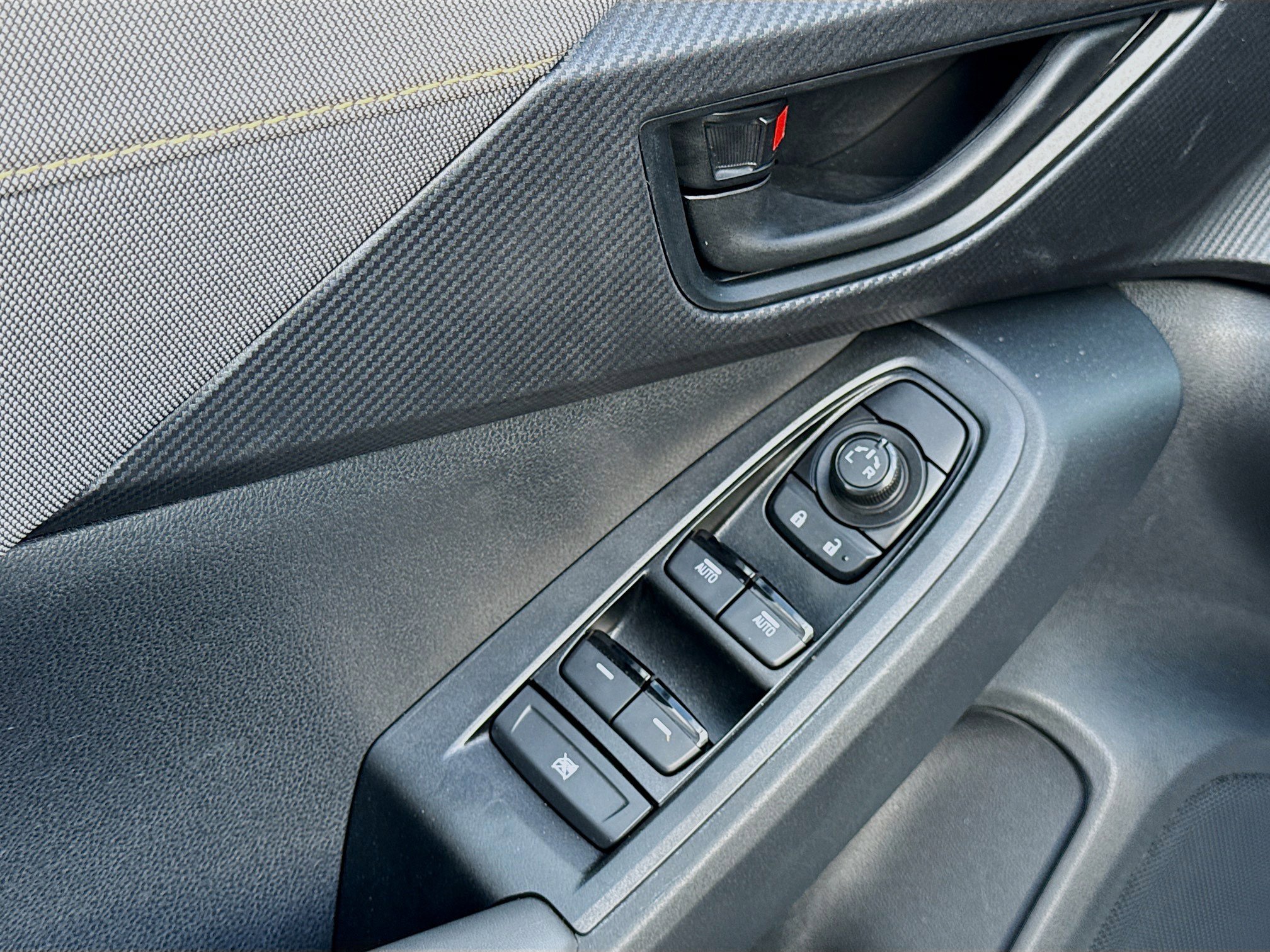 Used 2025 Subaru Crosstrek 2.5i Sport AWD/4WD image 21