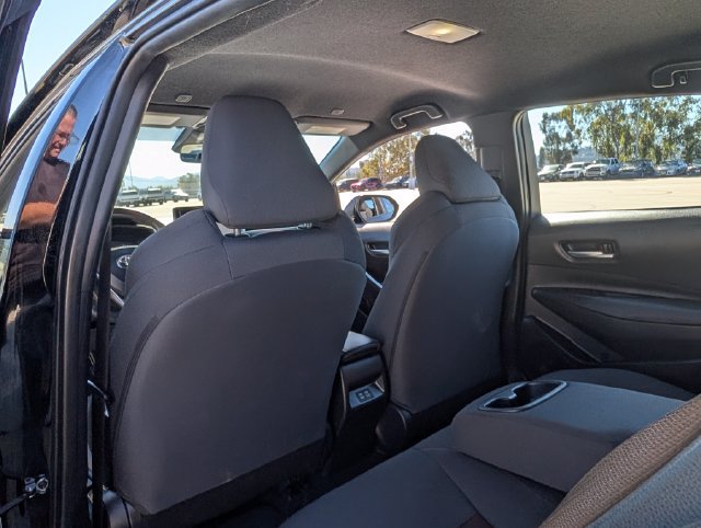 Used 2025 Toyota Corolla SE FWD image 12