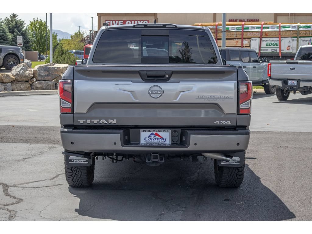 Used 2023 Nissan Titan Platinum Reserve w/ Moonroof Package AWD/4WD image 4