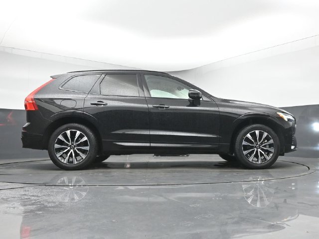 Used 2024 Volvo XC60 B5 Plus w/ Protection Package Premier AWD/4WD image 41