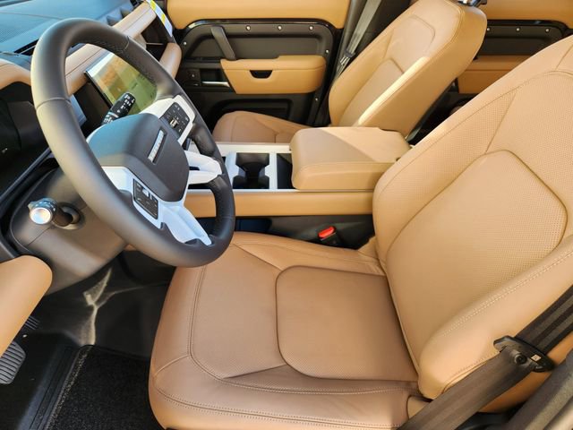 Used 2026 Land Rover Defender 110 S image 9