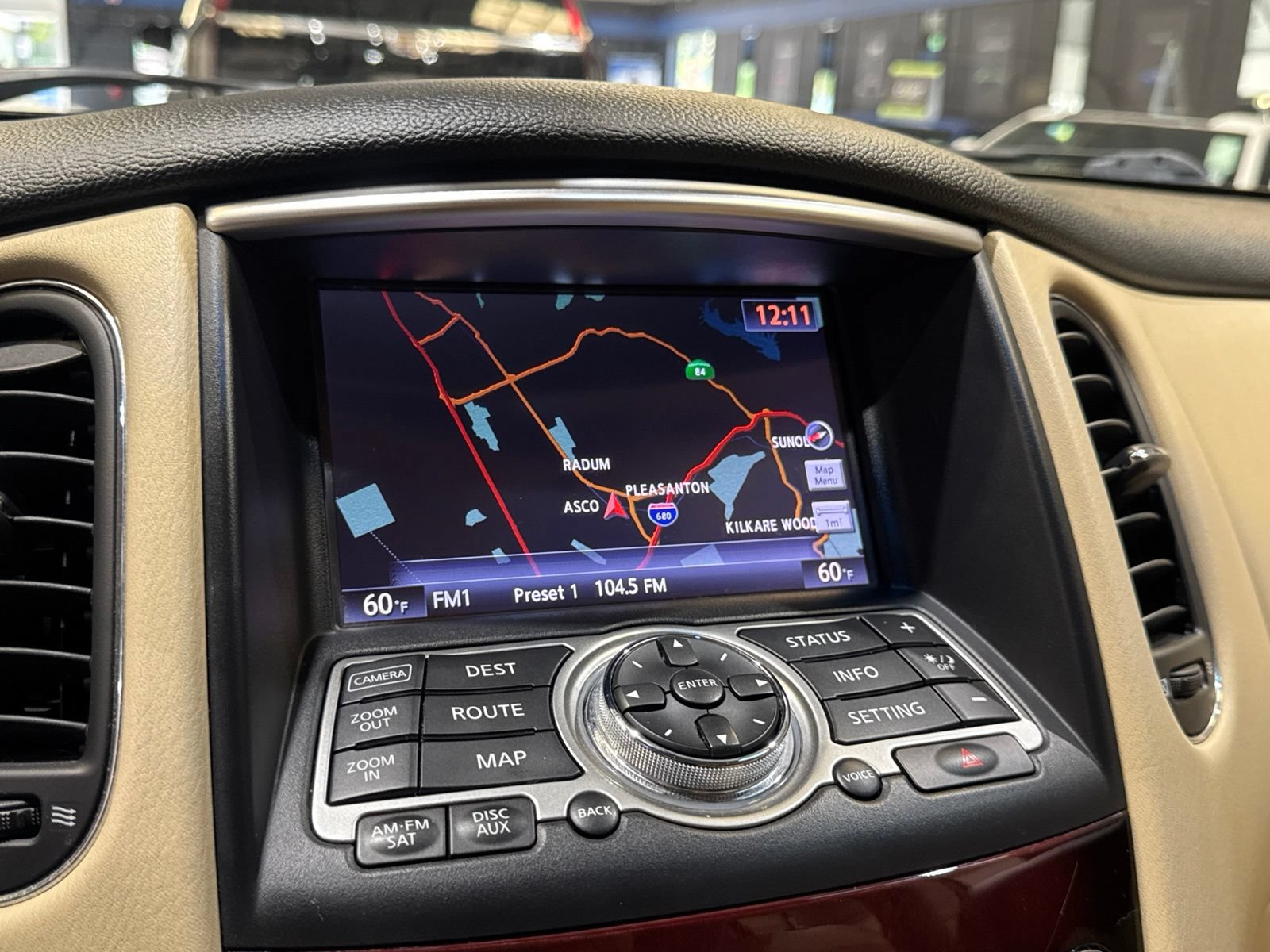 Used 2017 INFINITI QX50 AWD w/ Premium Plus Package image 32