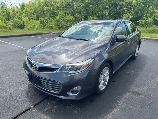 Used 2015 Toyota Avalon XLE Premium FWD image 7