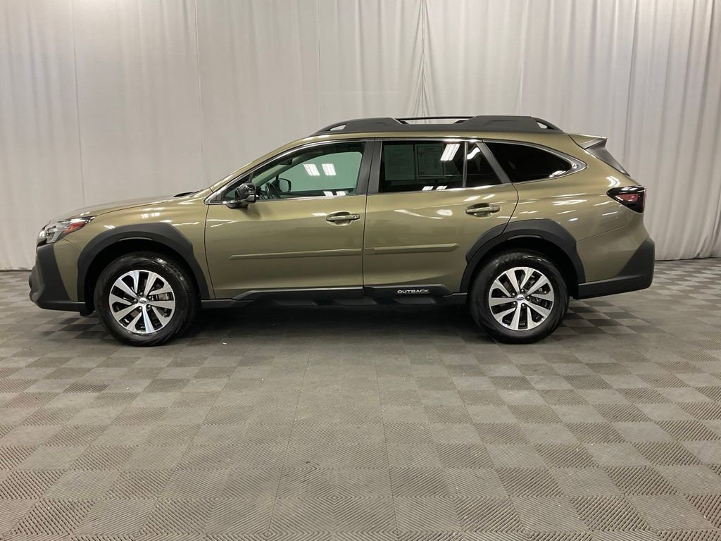 Used 2024 Subaru Outback Premium w/ Popular Package #1A AWD/4WD image 14
