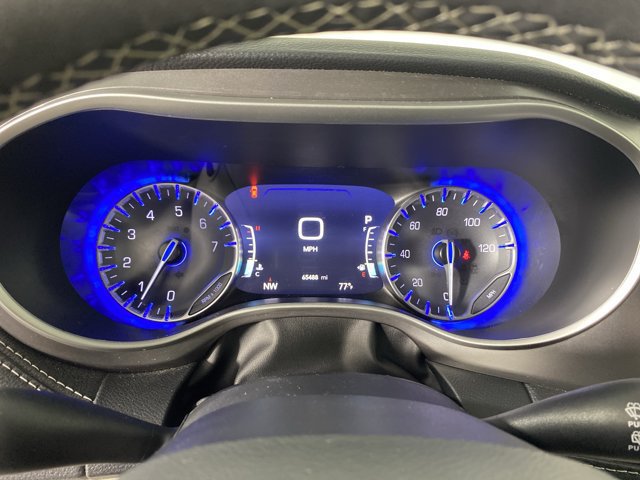 Used 2024 Chrysler Pacifica Touring-L AWD/4WD image 20