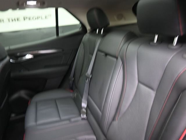 Used 2023 Buick Envision Essence w/ Sport Touring Package image 20