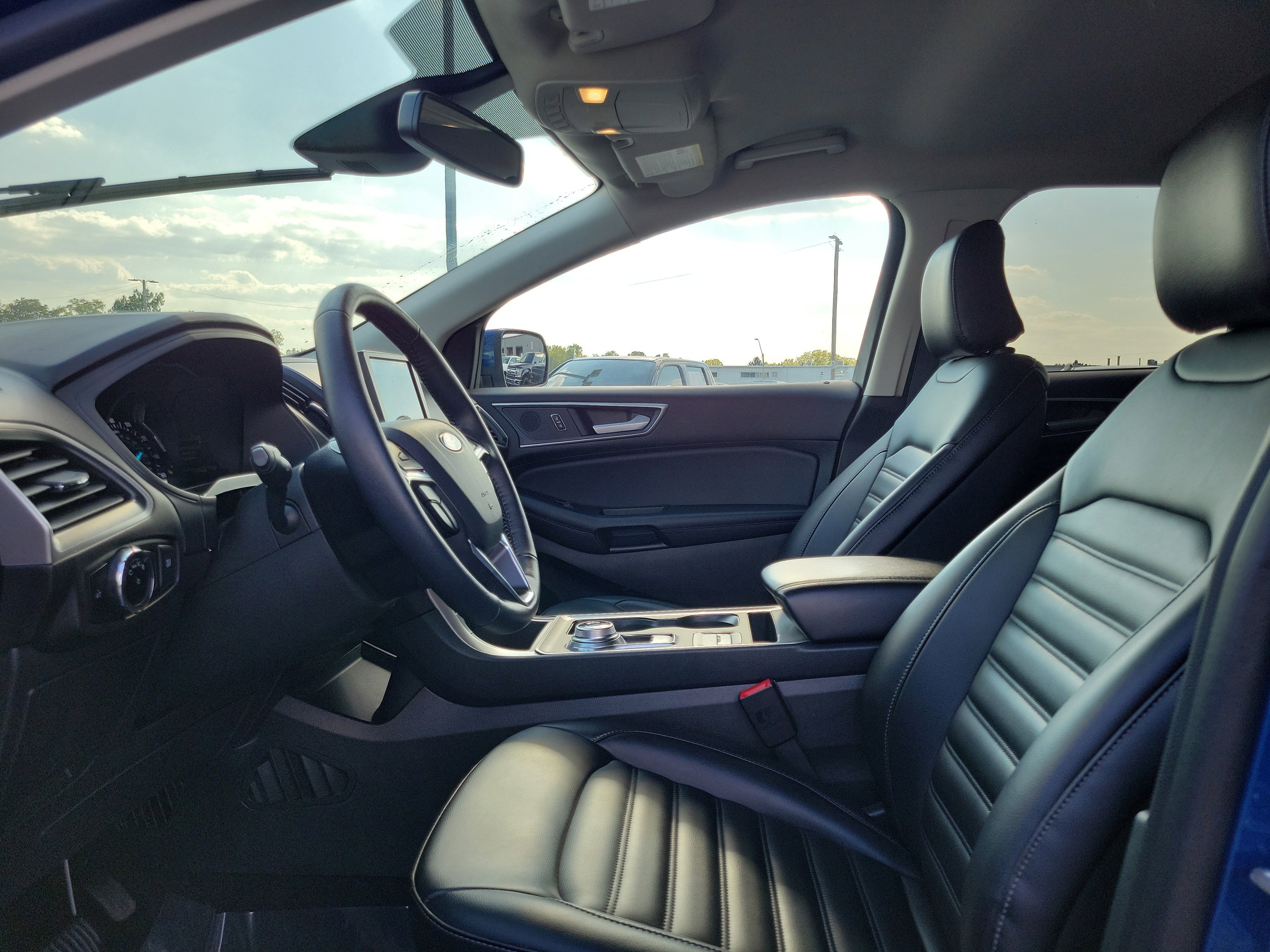Used 2024 Ford Edge SEL image 15
