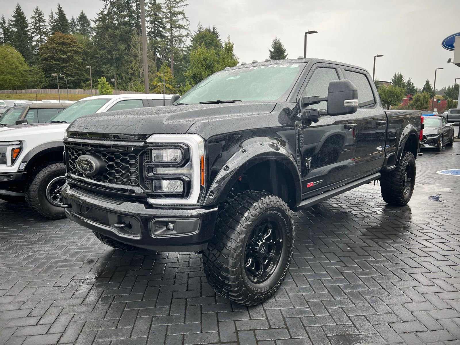 New 2025 Ford F250 XLT w/ Black Appearance Package