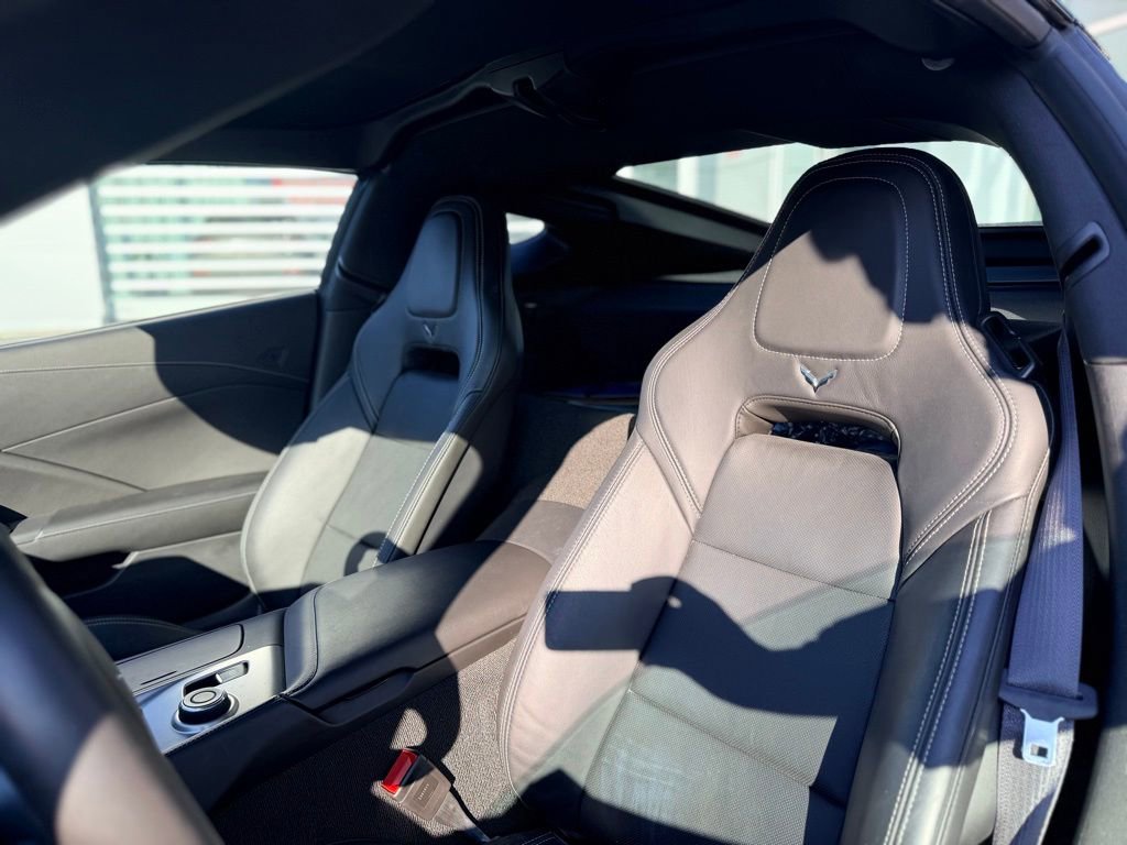 Used 2015 Chevrolet Corvette Stingray Coupe w/ 2LT Preferred Equipment Group image 11