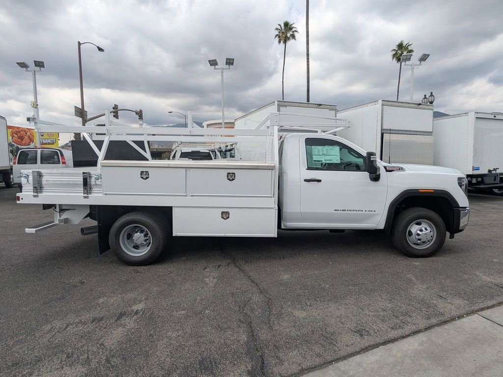 New 2026 GMC Sierra 3500 Pro w/ Convenience Package RWD image 5