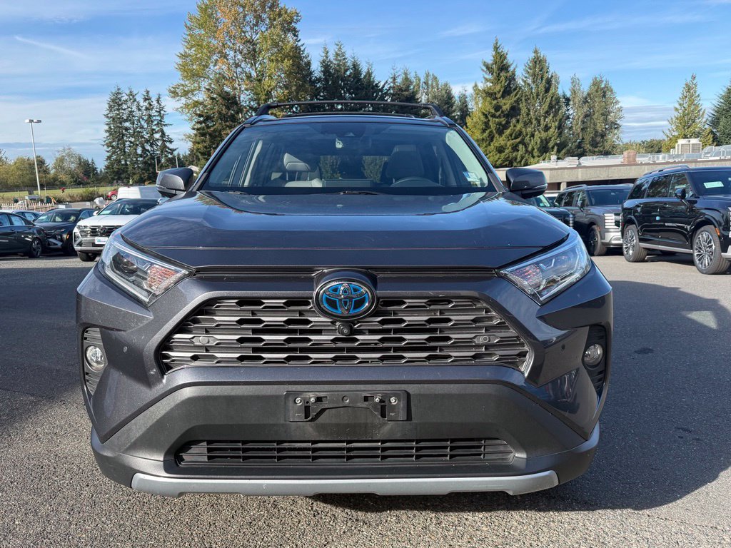 Used 2019 Toyota RAV4 Limited AWD/4WD image 2