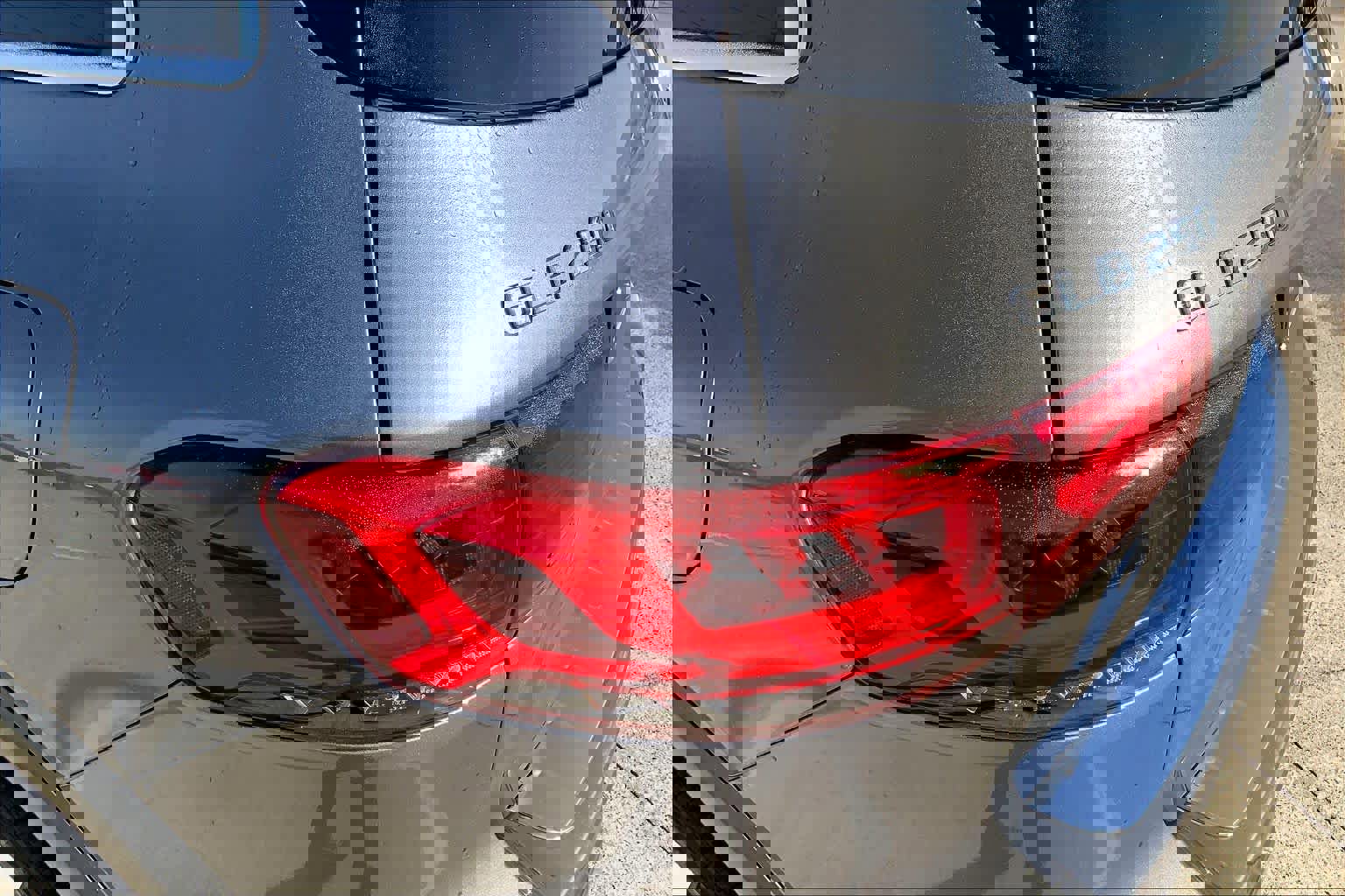 Used 2022 Mercedes-Benz GLB 250 4MATIC image 27