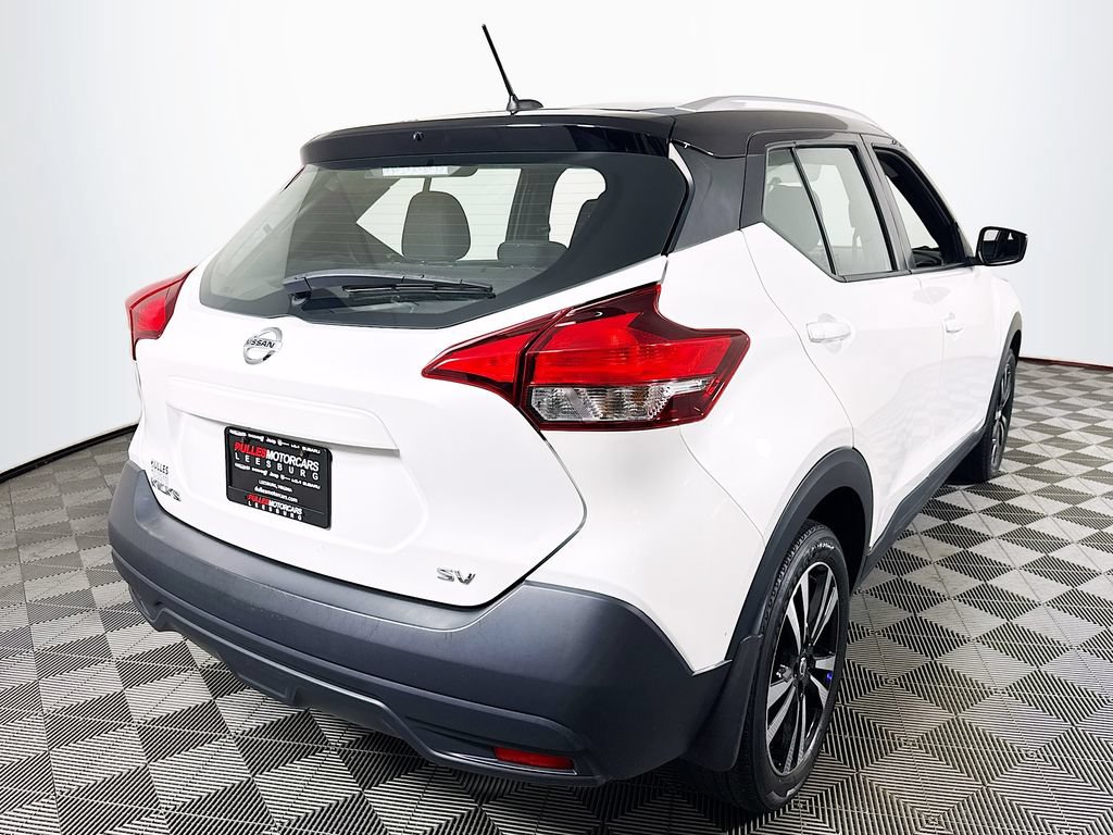 Used 2018 Nissan Kicks SV FWD image 7