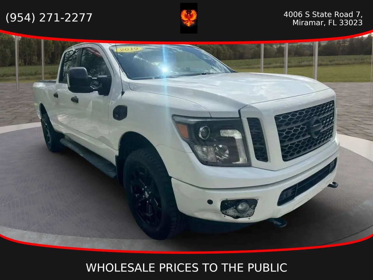 Used 2019 Nissan Titan SV w/ SV Convenience Package AWD/4WD image 3