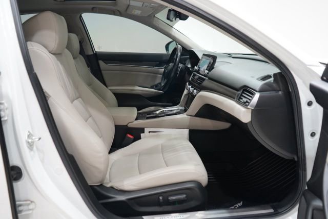 Used 2021 Honda Accord Touring image 35