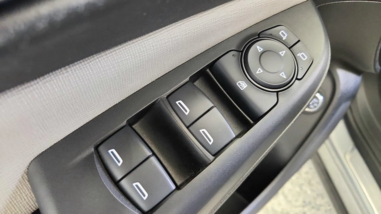 Used 2024 Buick Envista Avenir FWD image 24
