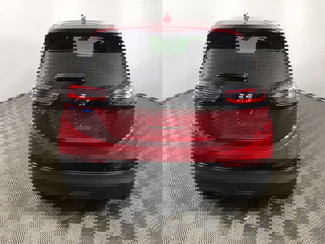 Used 2023 Chevrolet Bolt LT w/ Infotainment Package image 7