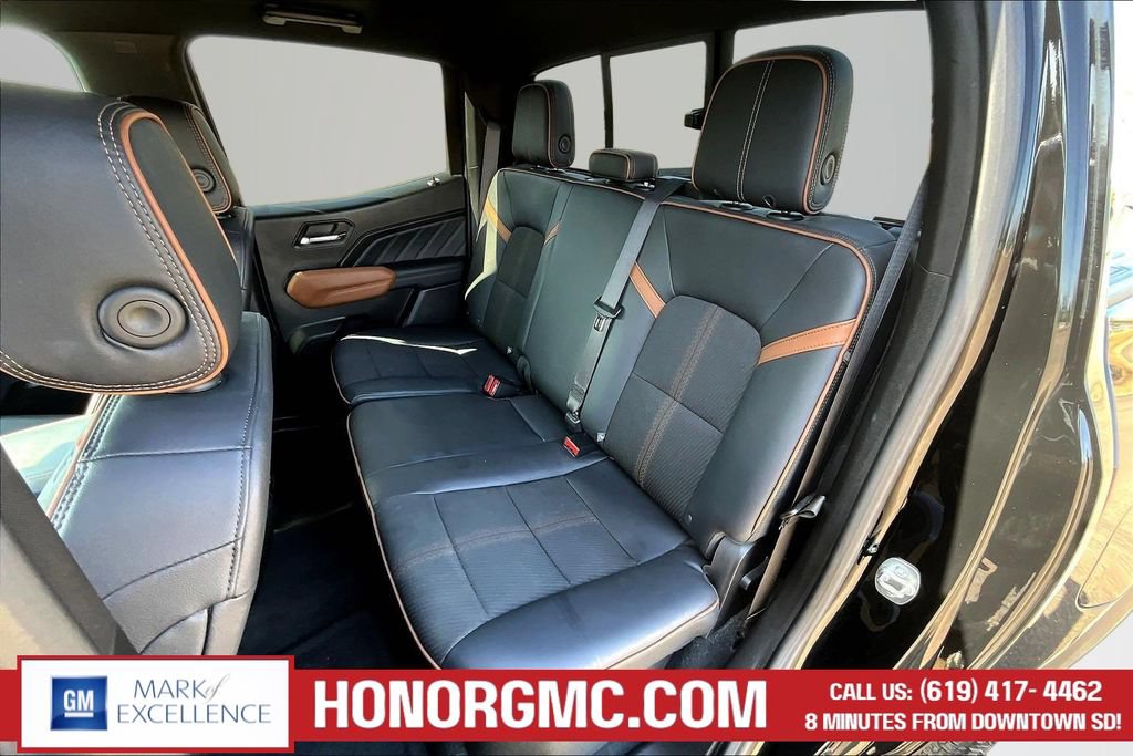 Used 2024 GMC Canyon AT4 AWD/4WD image 23