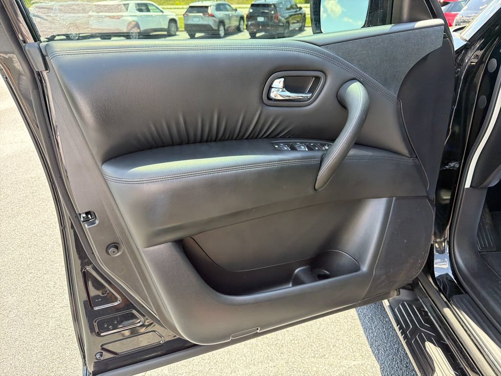 Used 2023 Nissan Armada SV w/ Cargo Package AWD/4WD image 12