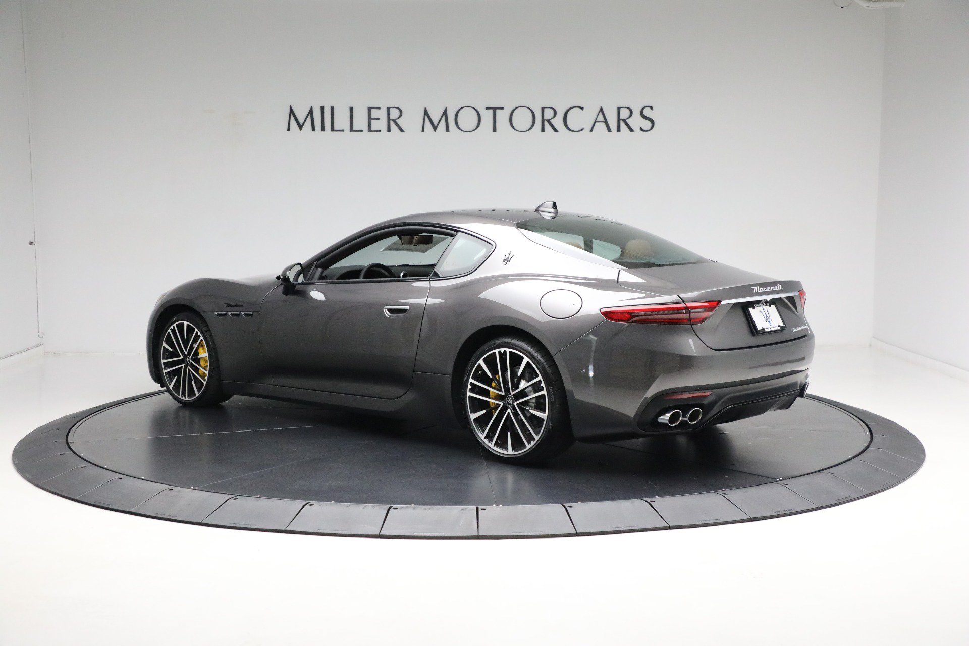 Certified 2024 Maserati GranTurismo Modena AWD/4WD image 5
