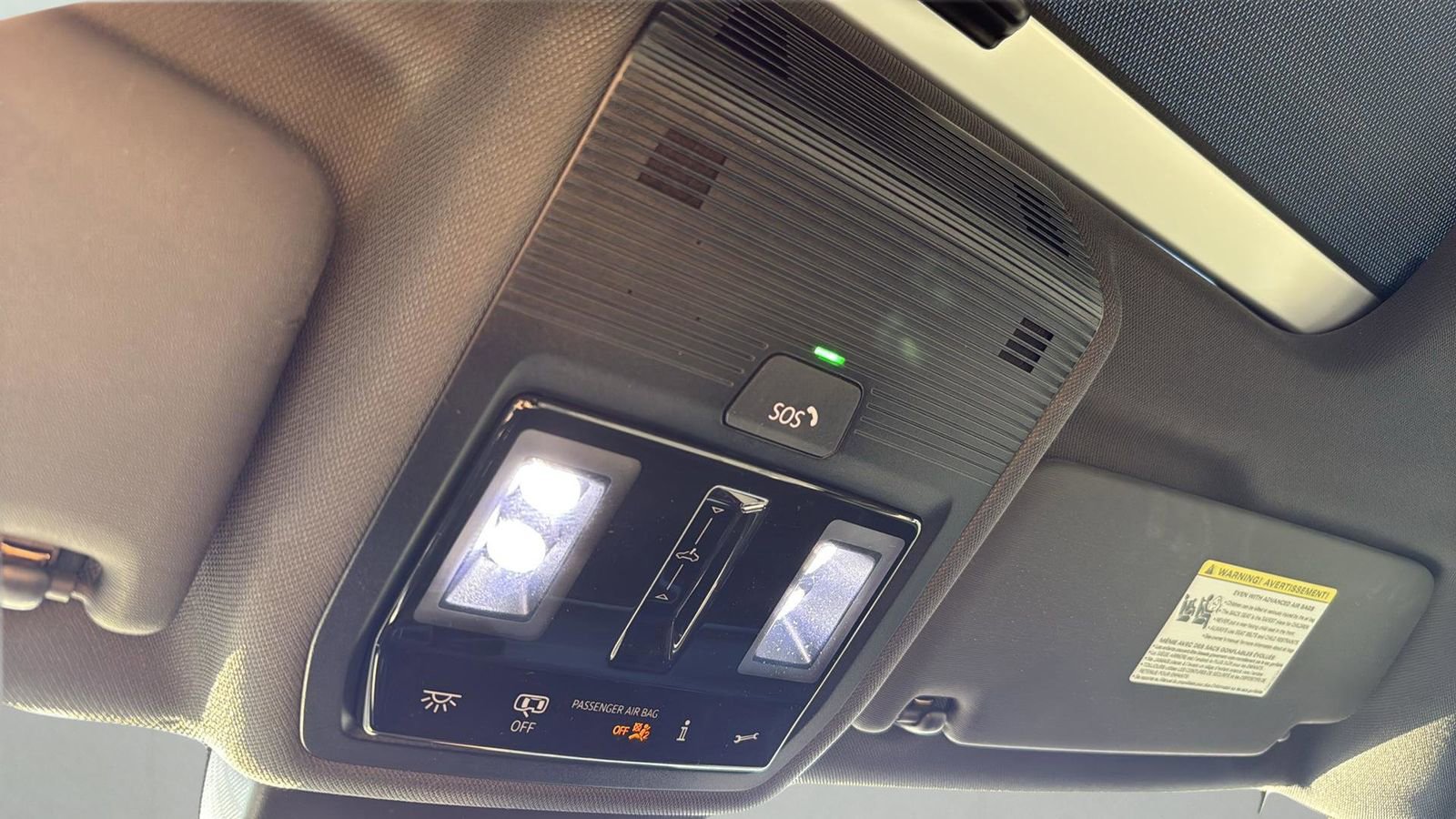 Used 2024 Volkswagen Golf R image 23