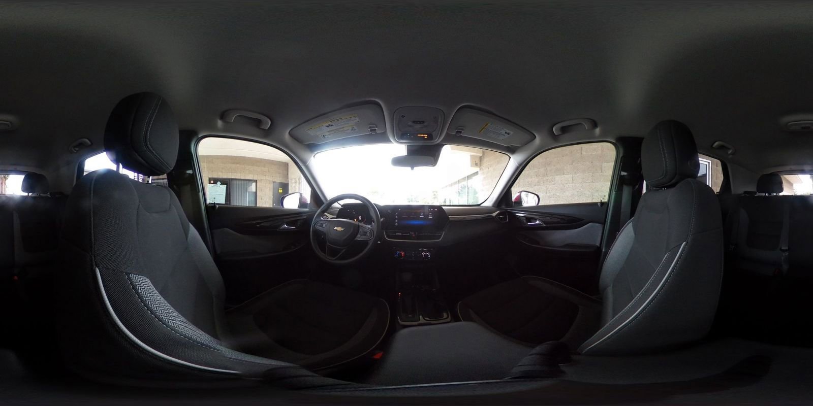 Used 2025 Chevrolet TrailBlazer LT image 41