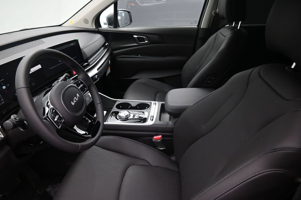 New 2026 Kia Carnival SX w/ SX Dark Edition Package FWD image 15