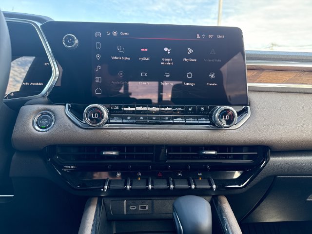 New 2026 GMC Canyon Denali w/ LPO, Denali Black Edition AWD/4WD image 21