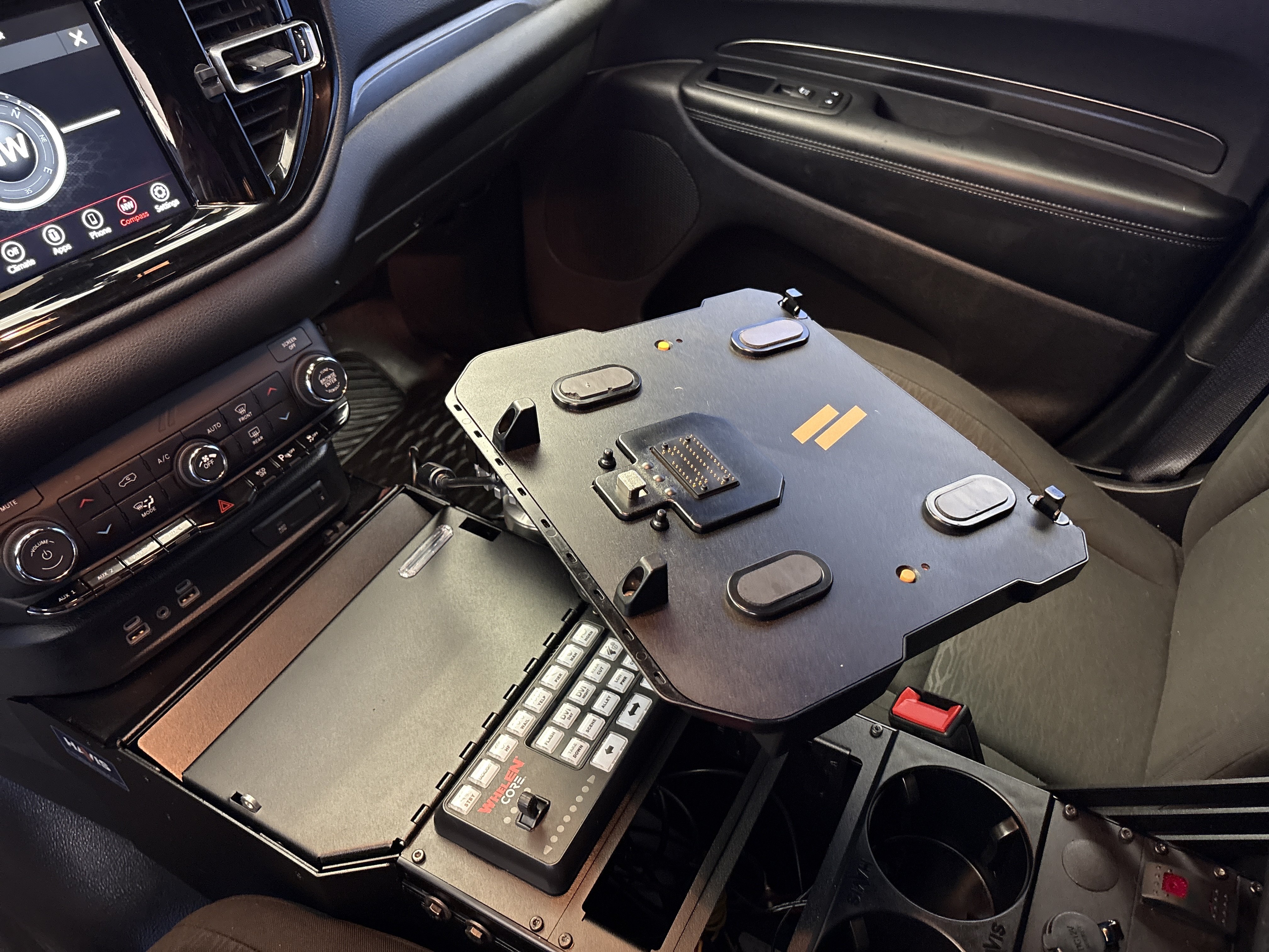 Used 2023 Dodge Durango AWD image 20