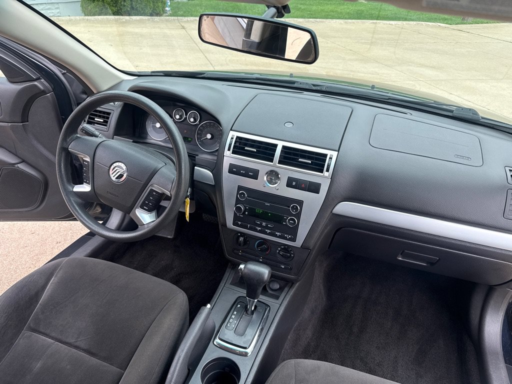 Used 2008 Mercury Milan V6 FWD image 9
