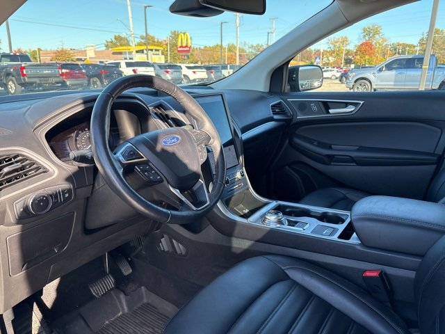Used 2022 Ford Edge SEL w/ Convenience Package image 11