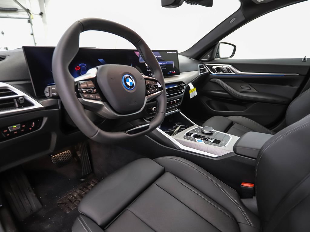 Used 2026 BMW i4 xDrive40i w/ Premium Package image 10