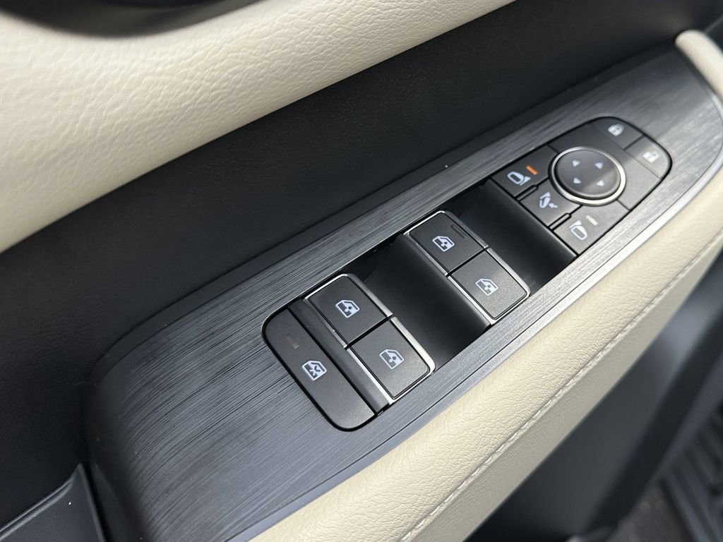 New 2025 Nissan Armada Platinum w/ Convenience Package image 13