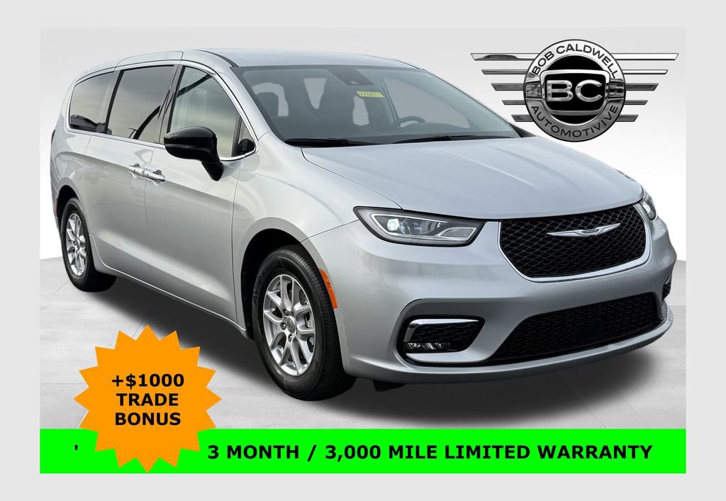 Used 2024 Chrysler Pacifica Touring-L