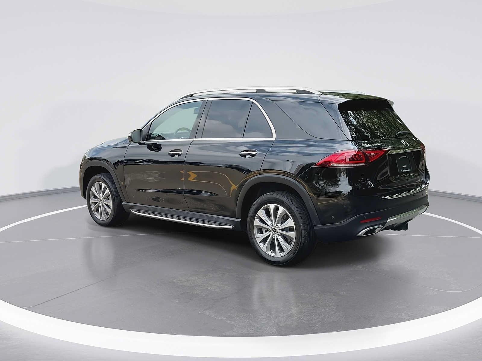 Used 2023 Mercedes-Benz GLE 350 4MATIC image 6