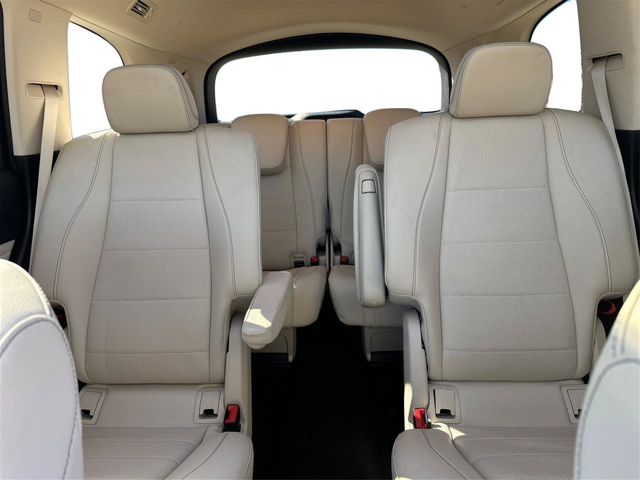 Used 2023 Mercedes-Benz GLS 450 4MATIC w/ AMG Line Exterior image 15
