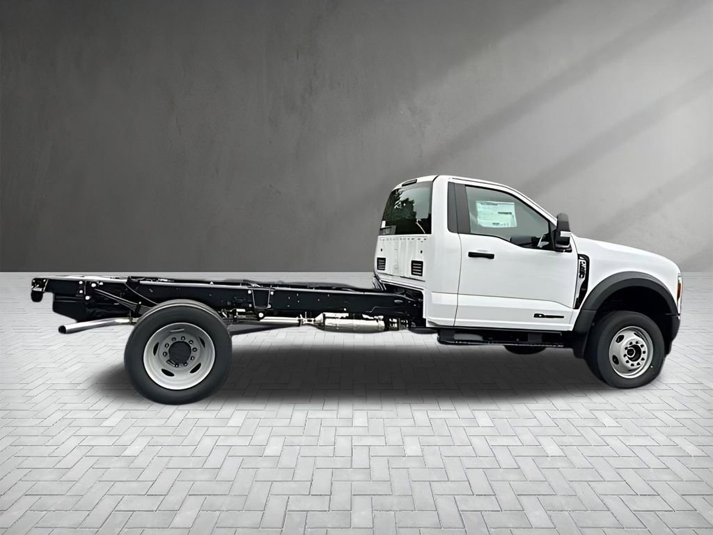 New 2026 Ford F550 4x4 Regular Cab Super Duty image 7