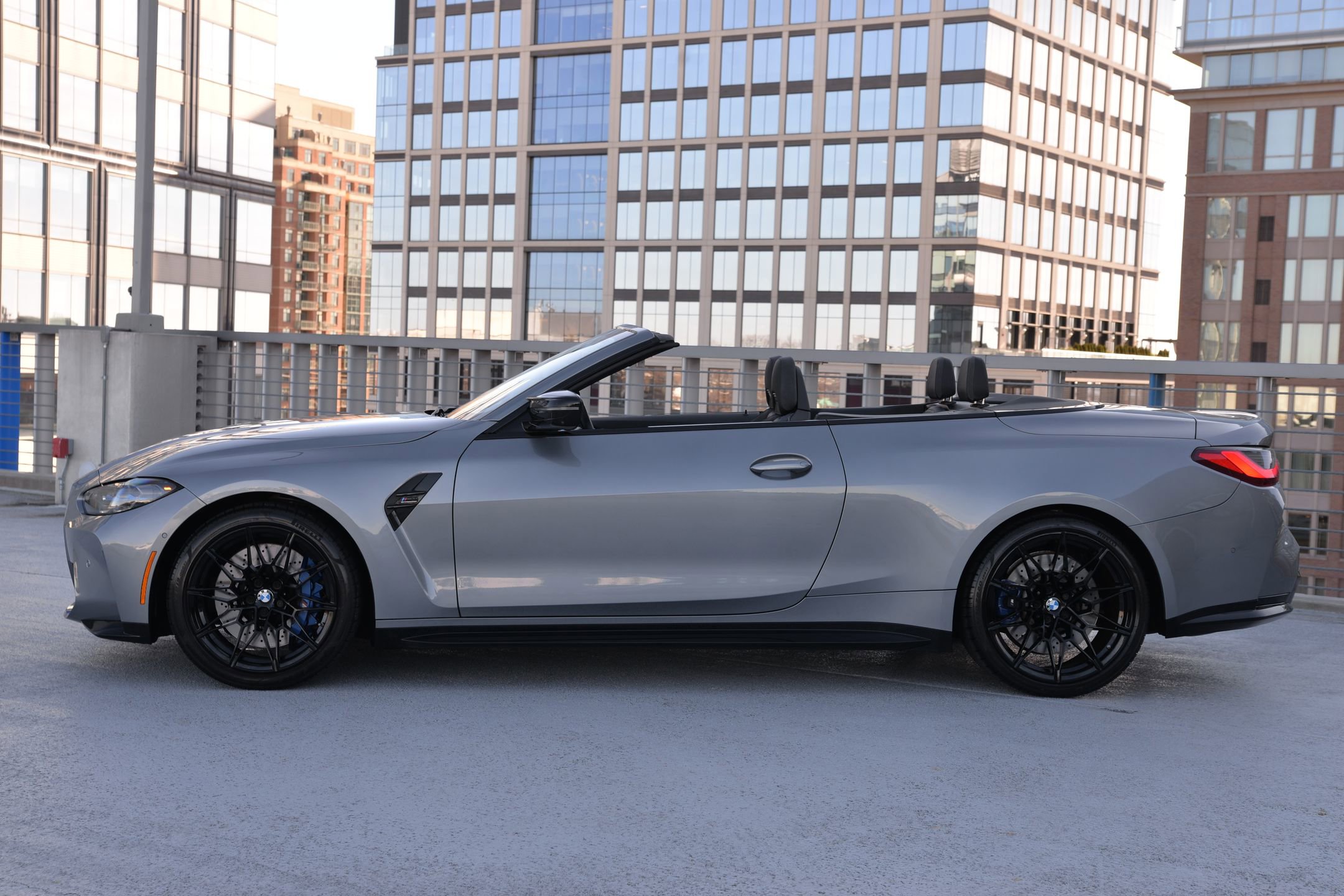 Used 2022 BMW M4 xDrive Competition image 2