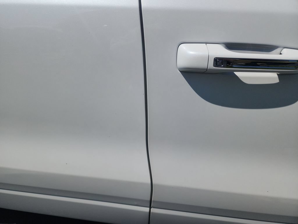 Used 2020 RAM 1500 Laramie AWD/4WD image 45