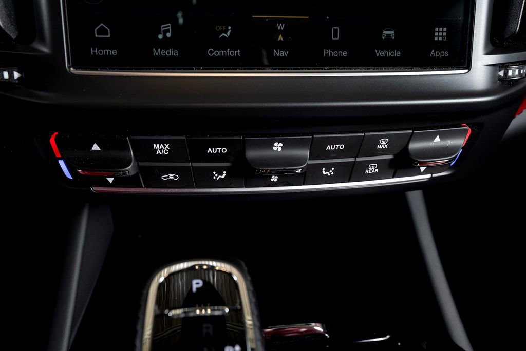 Used 2022 Maserati Levante GT image 42