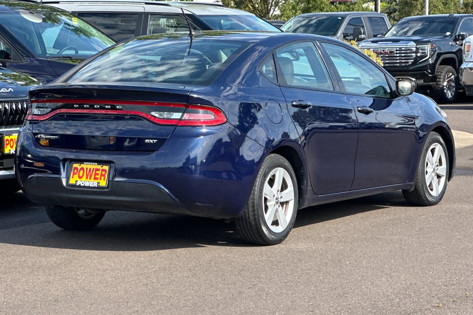 Used 2016 Dodge Dart SXT FWD image 4